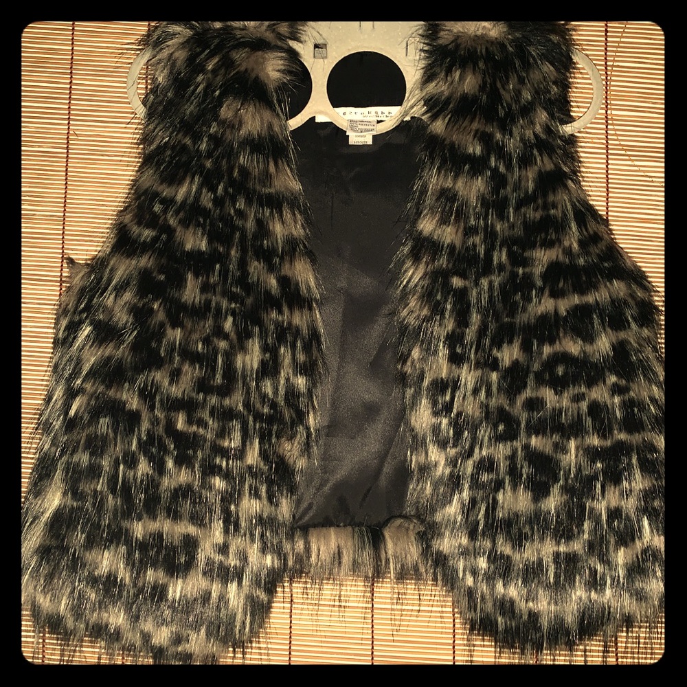 Rezrekshn by Esther Chen - (VS)- Faux Fur Vest